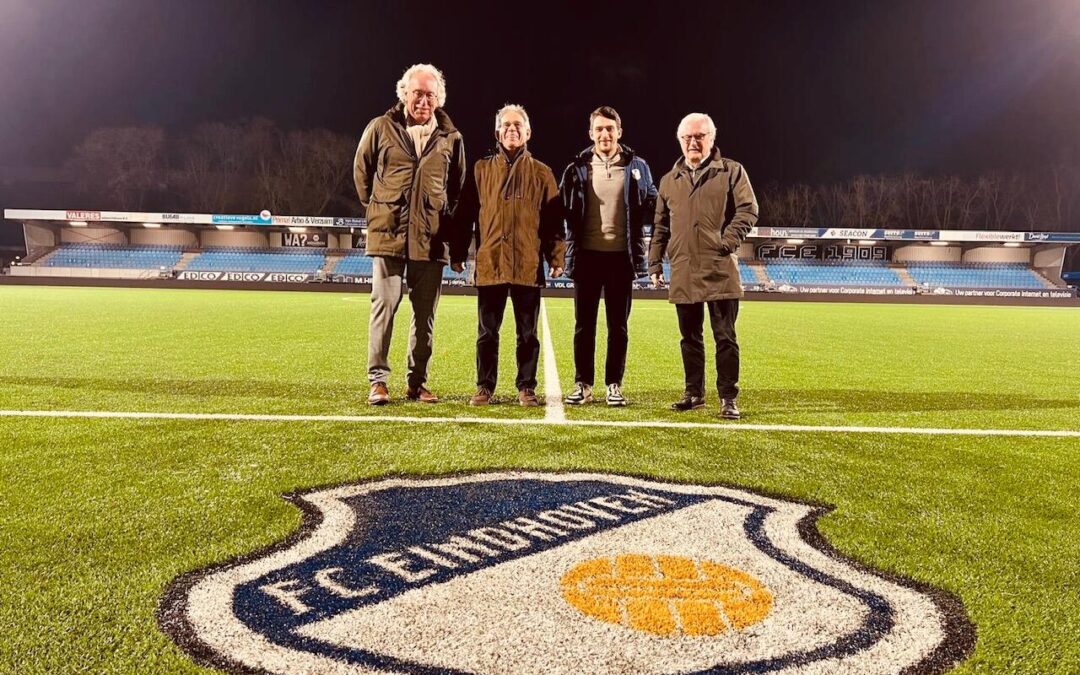 FC-Eindhoven scoort € 1.000,- bij wedstrijd tegen Jong AZ